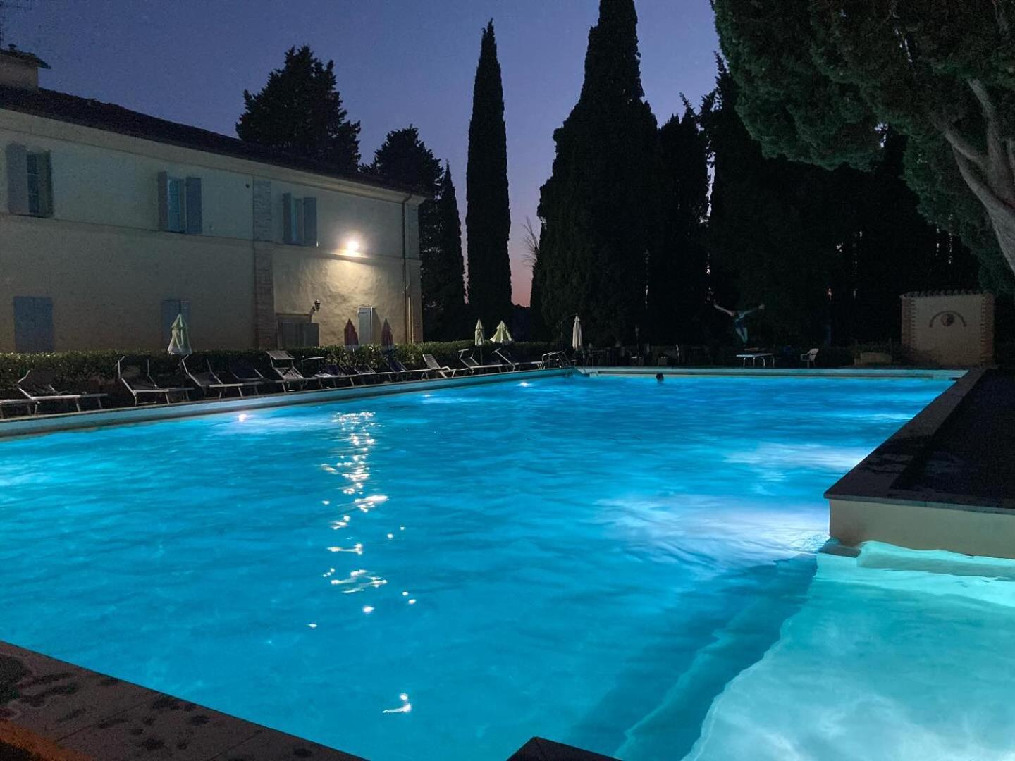 Hotel Villa San Donino 치타디카스텔로 외부 사진