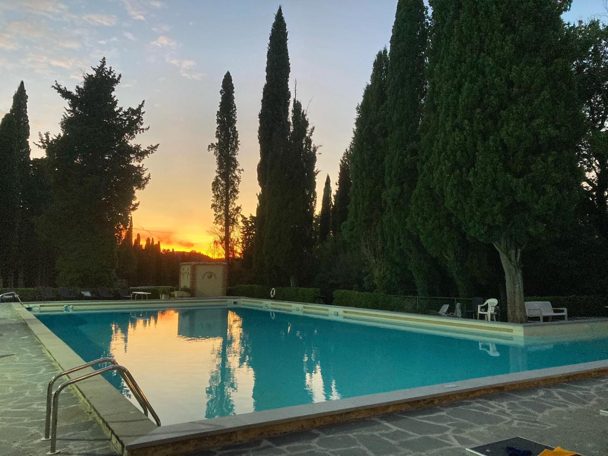 Hotel Villa San Donino 치타디카스텔로 외부 사진